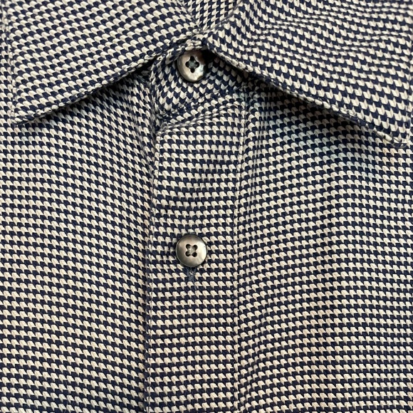 PRICE DROP! MURANO Men's 100% Cotton Long Sleeve Shirt - Size: XL - Picture 3 of 8